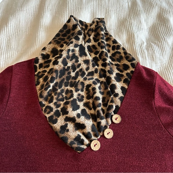 Lilypad Animal Print Cowl Neck Sweater - Picture 5 of 6